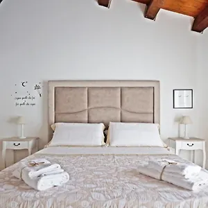 La Casa Di Filippo , Palermo Italia